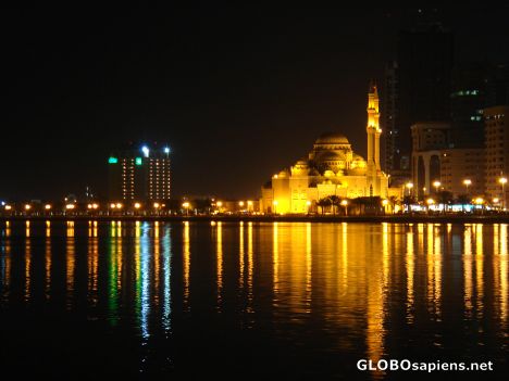 Sharjahs largest mosque