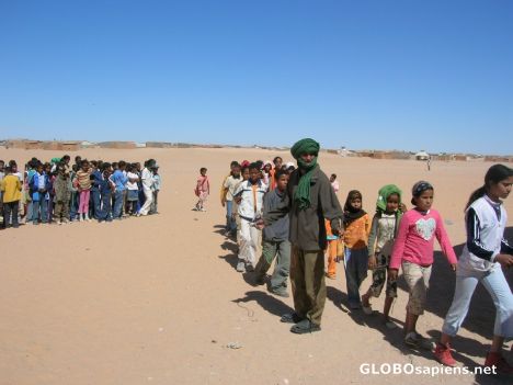 Postcard Sahrawi children go to school