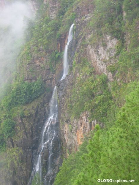 1,000 Foot Falls, Cayo Belize