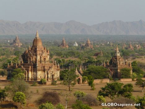 Postcard Bagan, sacred city.