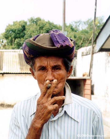 Postcard Cheroot-Smoking Man At Hintha Gon Temple