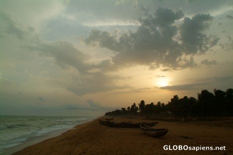 Postcard Ouidah - dramatic sky at the beach