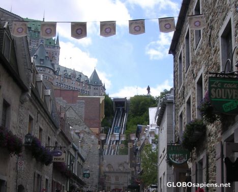 Postcard Quebec - Upper Town and Lower Town