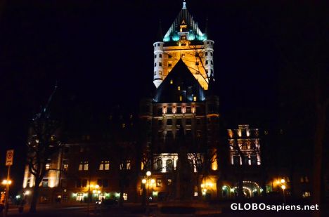 Postcard Quebec City (CA,QC) - Place d'Armes at night