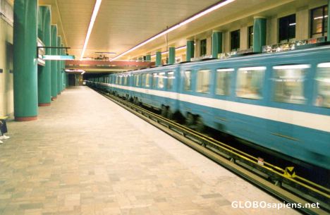 Postcard Montreal - Metro