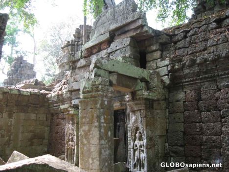 Postcard Ta Phom Ruins - Bayon - Outer Courtyard