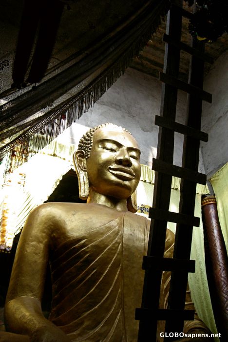 Postcard Large Buddha at Siem Reap's Wat Thmei