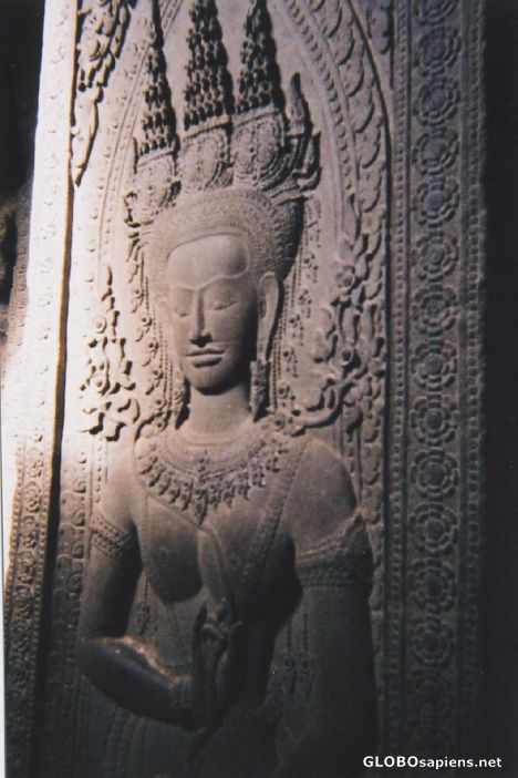Postcard Apsaras statue