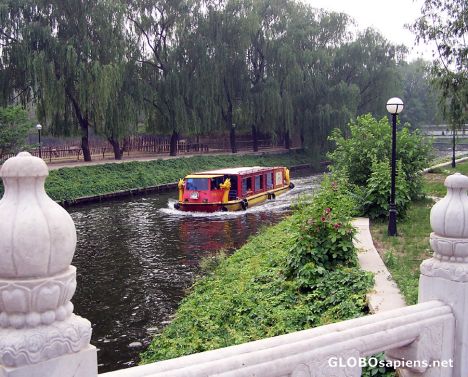 Postcard Boat between th e Beijing Zoo n' Summer Palace
