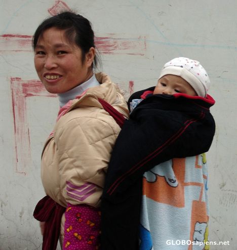 Postcard Mother & Child Guilin