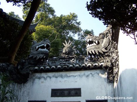 Postcard Dragon Walls entrances, Yu Gardens