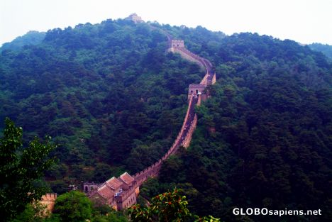 Postcard Mutianyu (CN) - Great Wall of China - down, down..