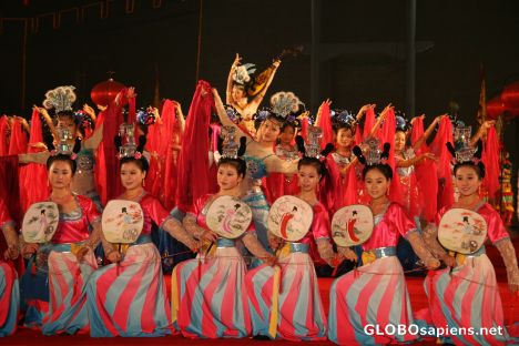 Postcard dancers @ Xi'an