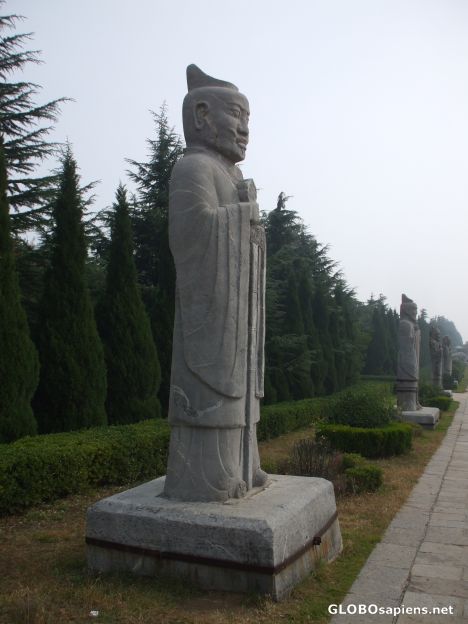 Postcard Statue of one of the Emperor's advisors
