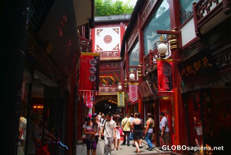 Postcard Shanghai (CN) - going shopping