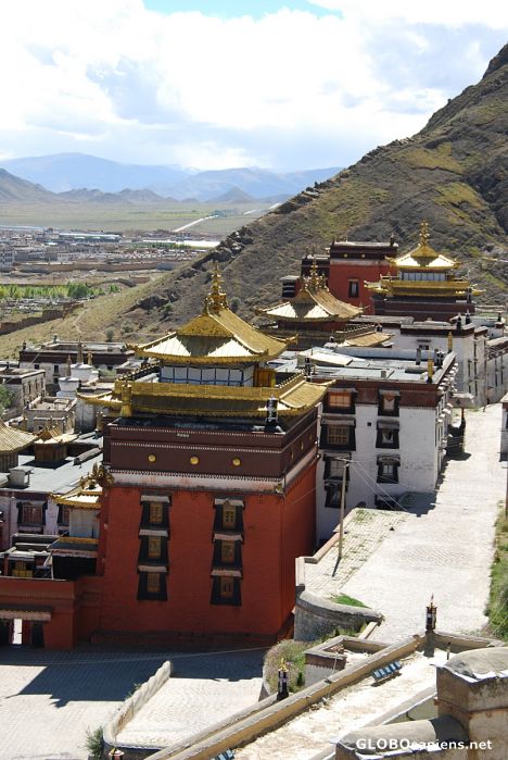 Postcard Thashilhumpo Monastery (from the Kora) 01