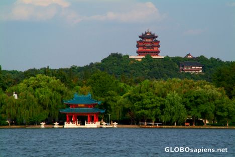 Postcard Hangzhou (CN) - the West Lake & large temple