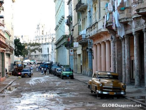Postcard Habana street