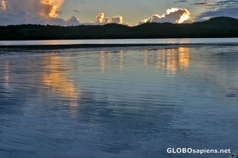 Postcard Sunset on Aitutaki lagoon