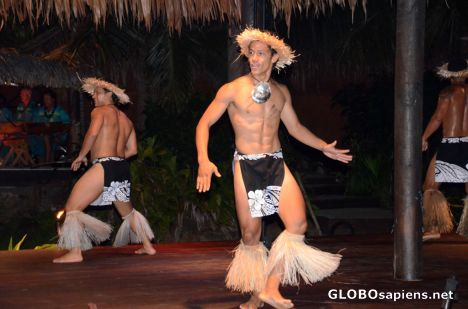 Postcard Rarotonga (CK) - traditional dancing