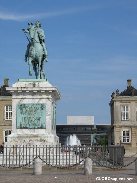 Postcard Statue of king on the horse...