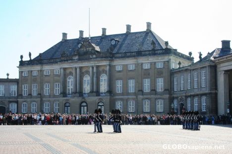 Postcard Amalienborg; Change of the guards II