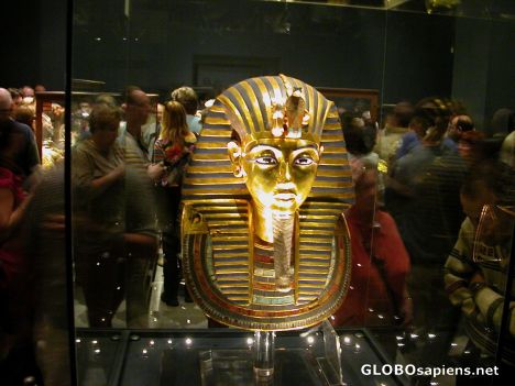 Postcard Tutankhamen's golden mask