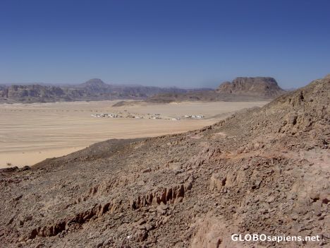 Postcard hiking deeper into the desert