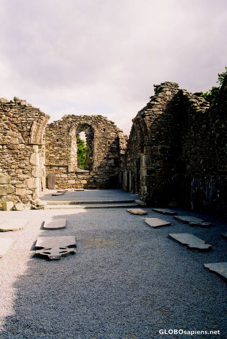Postcard Glendalough - Church inside