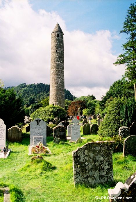 Postcard Glendalough - Monastery's cemetery