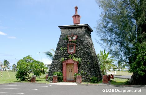 Postcard Pomare V's Mausoleum - Arue - Tahiti