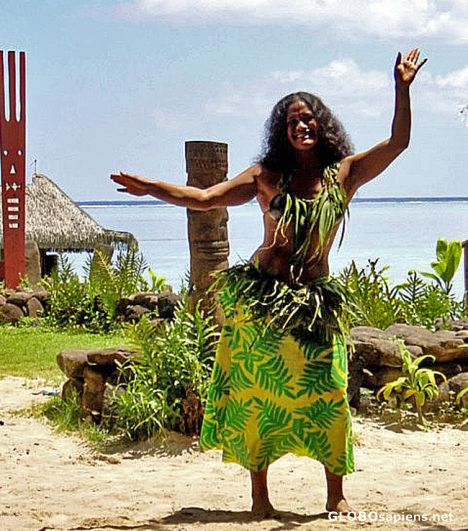 Postcard Tahitian dancer