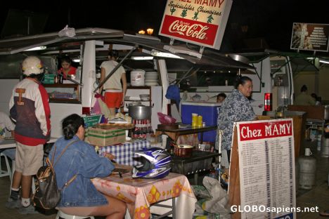 Postcard Papeete: Vaiete Square Chinese Foodvan