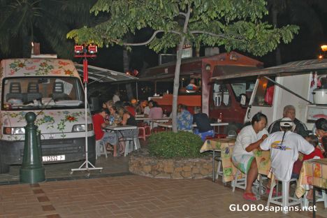 Postcard Papeete: Vaiete Square food vans