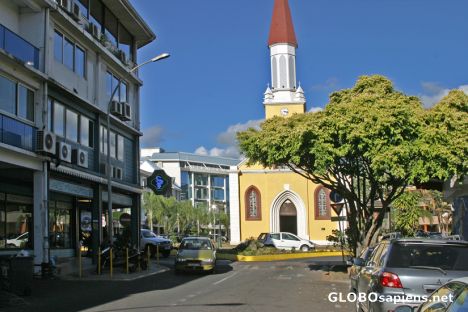 Postcard Papeete: The cathedral and Rue Jeanne d'Arc