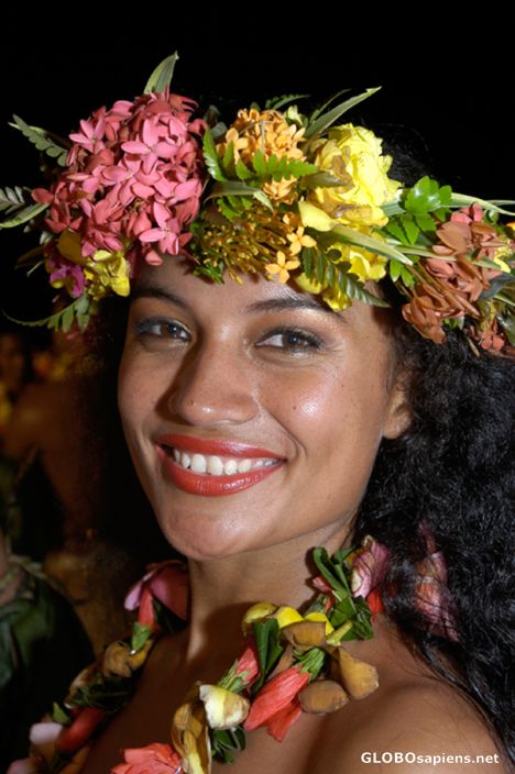 Postcard Tahiti - Tahitian dancer