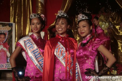 Postcard Miss Dragon (Tahiti Miss Chinese beauty contest)