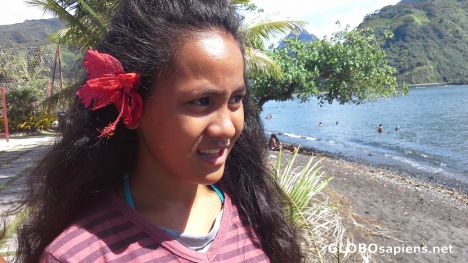 Postcard Polynesian girl