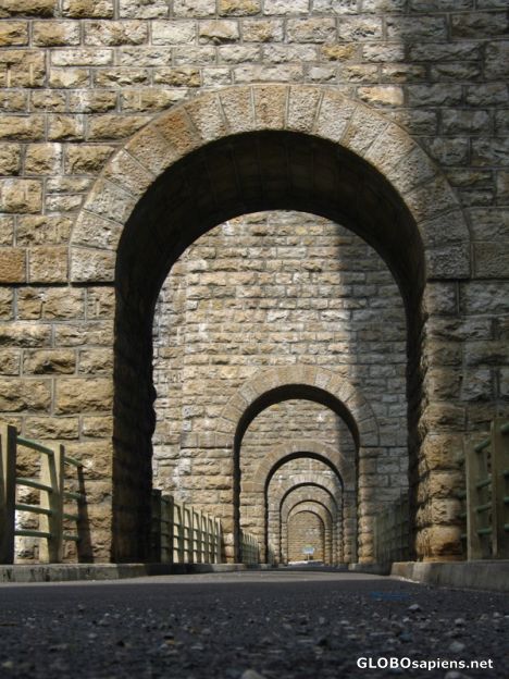 Arched passage