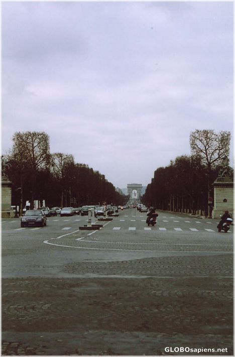 Postcard Le Champs Elysee de Le Concord