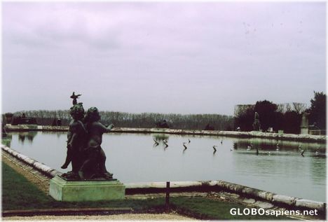 Postcard A pond in Versaille