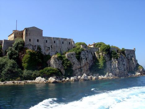 Postcard Ile Sainte Marguerite - le Fort