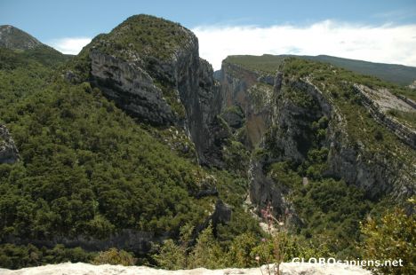 Postcard Steep cliffs