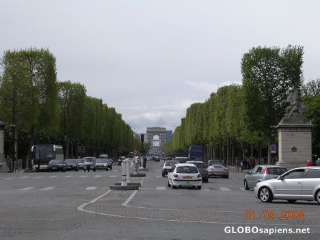 Postcard The Avenue des Champs-Élysées