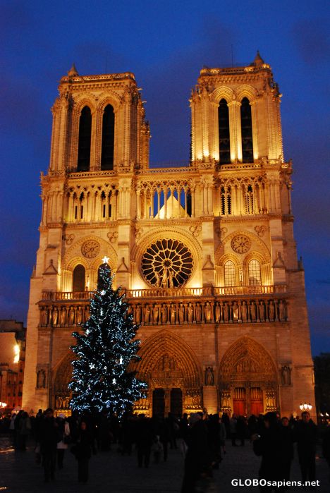 Postcard Notre Dame de Paris facade
