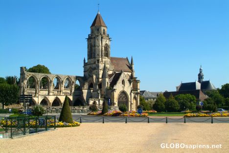 Postcard Caen - a church which was not rebuilt