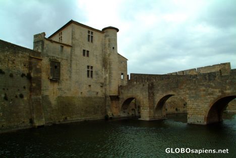 Postcard Aigues-Mortes - ramparts of the town