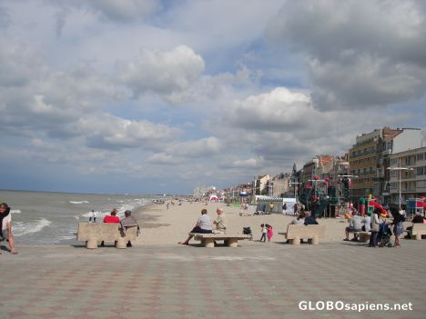 Postcard Dunkirk beach