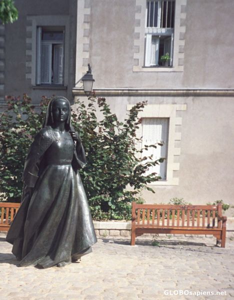 Postcard Nantes - The statue of Anne of Brittany