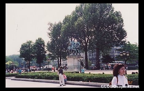 Postcard Start of Tuileries